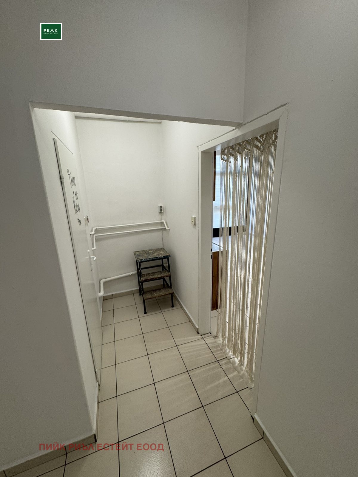 Дава под наем МАГАЗИН, гр. София, Света Троица, снимка 6 - Магазини - 56065719