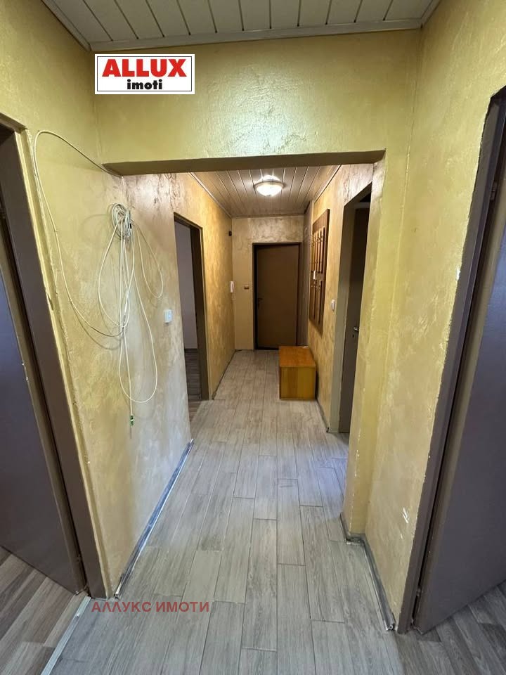 Da affittare  2 camere da letto Ruse , Charodejka - Iug , 80 mq | 46700435 - Immagine [9]