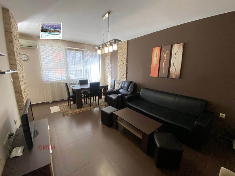 Zu vermieten  1 Schlafzimmer Plowdiw , Karschijaka , 68 qm | 46776285