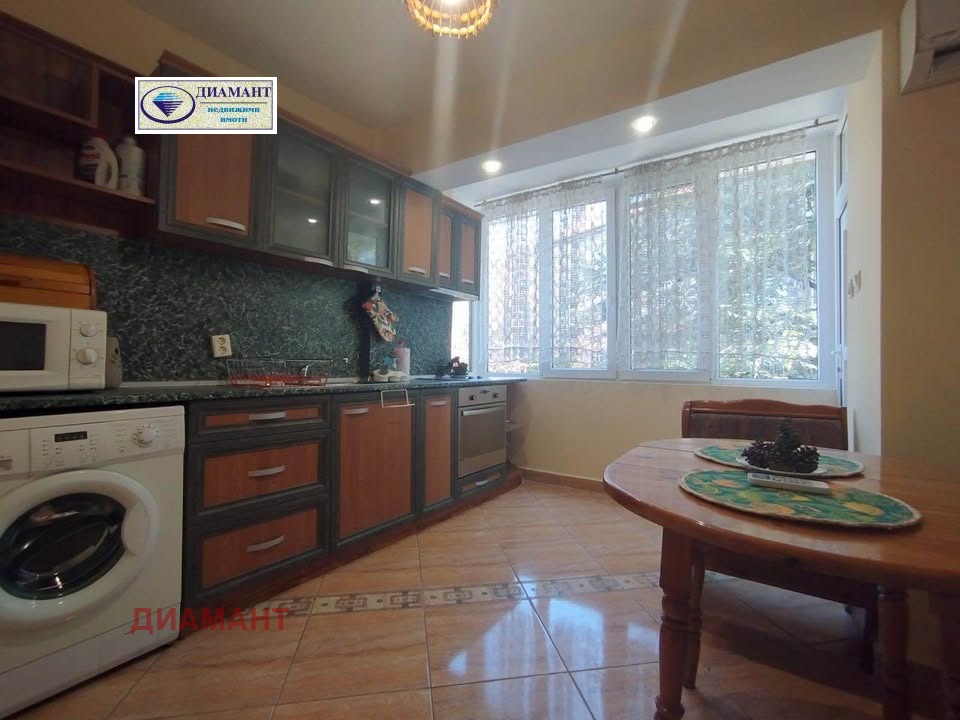 Дава под наем 2-СТАЕН, гр. Русе, Център