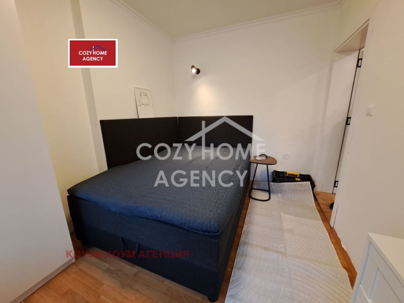 Дава под наем 2-СТАЕН, гр. София, Център, снимка 2 - Апартаменти - 52678563