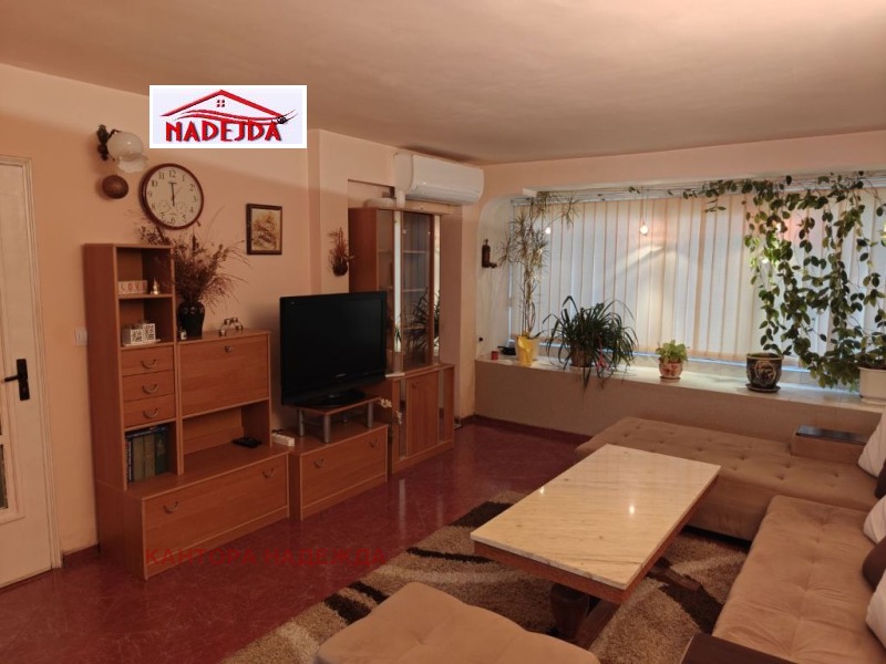 В аренду  2 спальни Варна , Лятно кино Тракия , 100 кв.м | 92533633 - изображение [2]