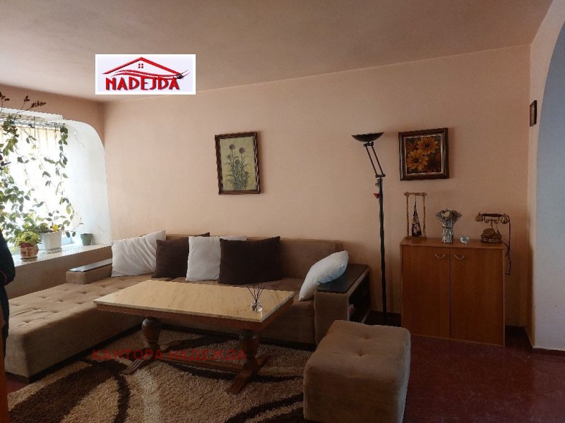 Te huur  2 slaapkamers Varna , Ljatno kino Trakija , 100 m² | 92533633