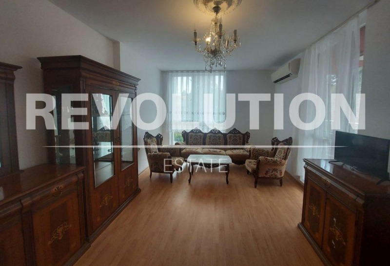 En renta  1 dormitorio Varna , k.k. Sv.Sv. Konstantin i Elena , 70 metros cuadrados | 67297634