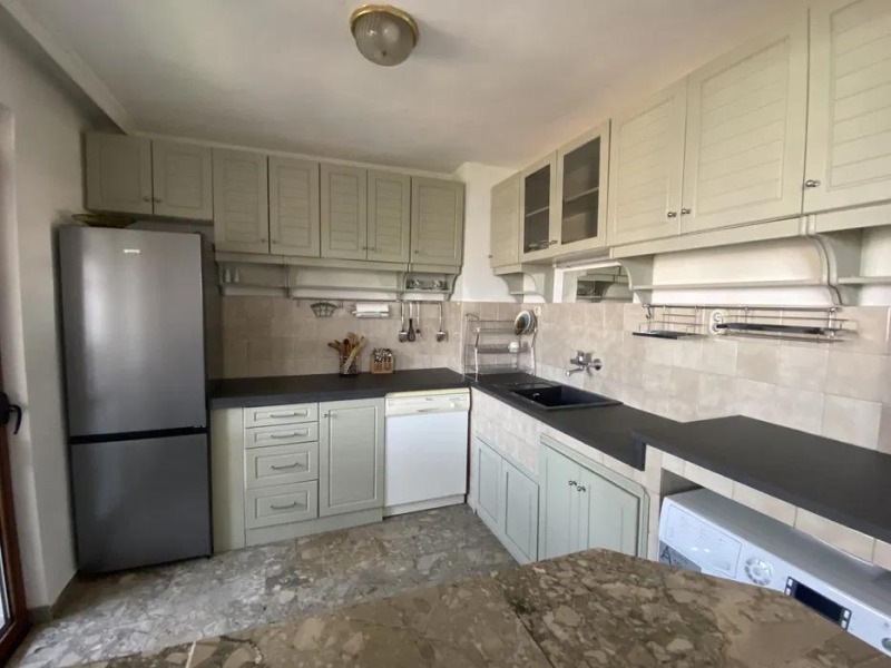 Дава под наем  4-стаен град Пловдив , Христо Смирненски , 120 кв.м | 58830301