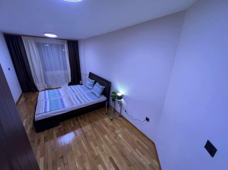Дава под наем 3-СТАЕН, гр. София, Лозенец, снимка 5 - Апартаменти - 52314581