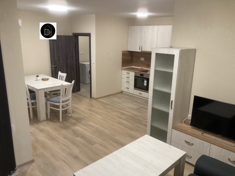 En renta  1 dormitorio Plovdiv , Jristo Smirnenski , 71 metros cuadrados | 78629789