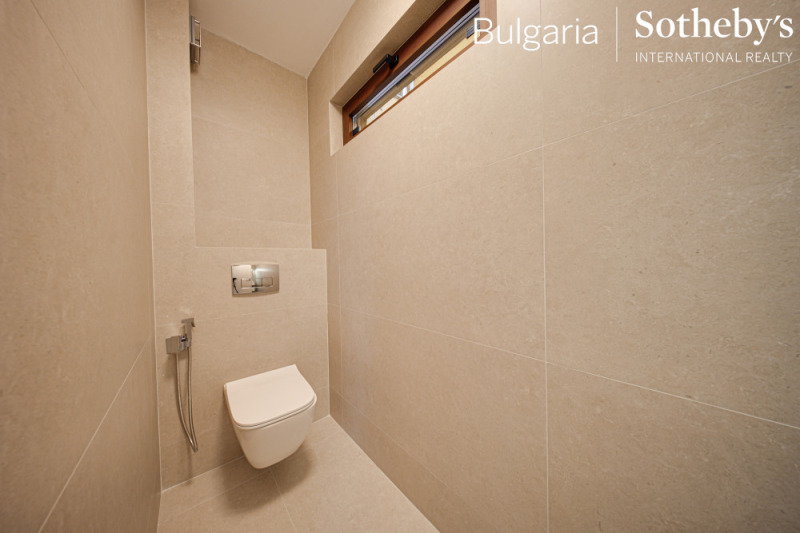 Дава под наем 4-СТАЕН, гр. София, Център, снимка 17 - Апартаменти - 52744955