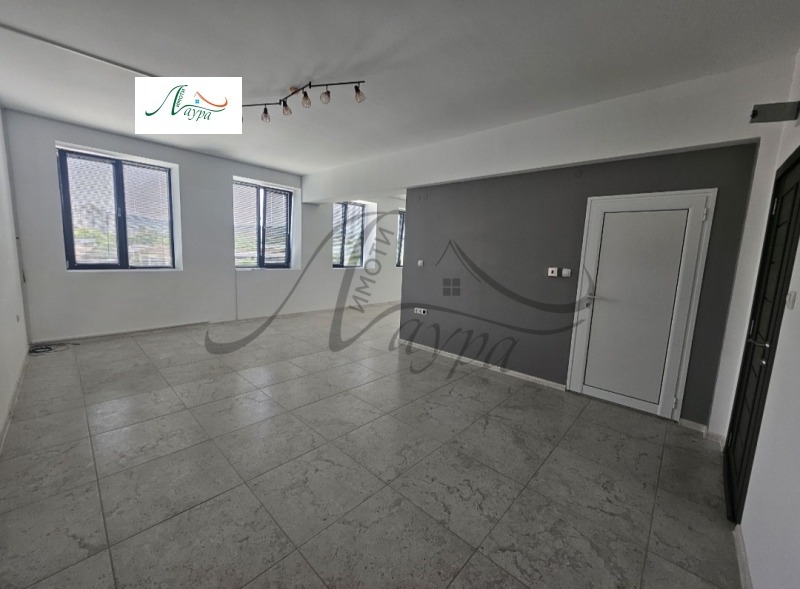 K pronájmu  Kancelář Šumen , Trakija , 50 m2 | 30002402 - obraz [5]