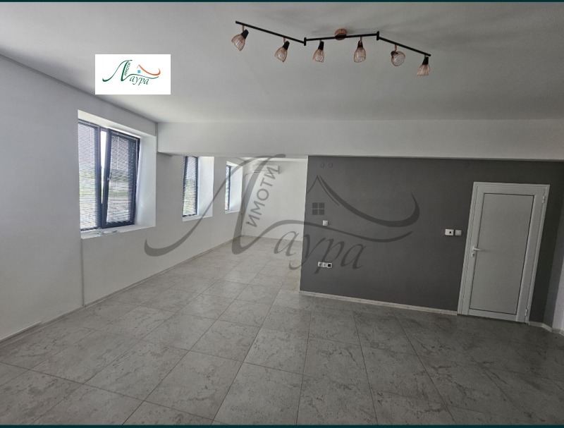 K pronájmu  Kancelář Šumen , Trakija , 50 m2 | 30002402 - obraz [2]