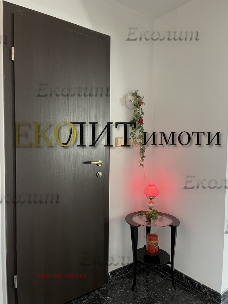 Дава под наем  2-стаен град София , Борово , 175 кв.м | 60011693 - изображение [2]