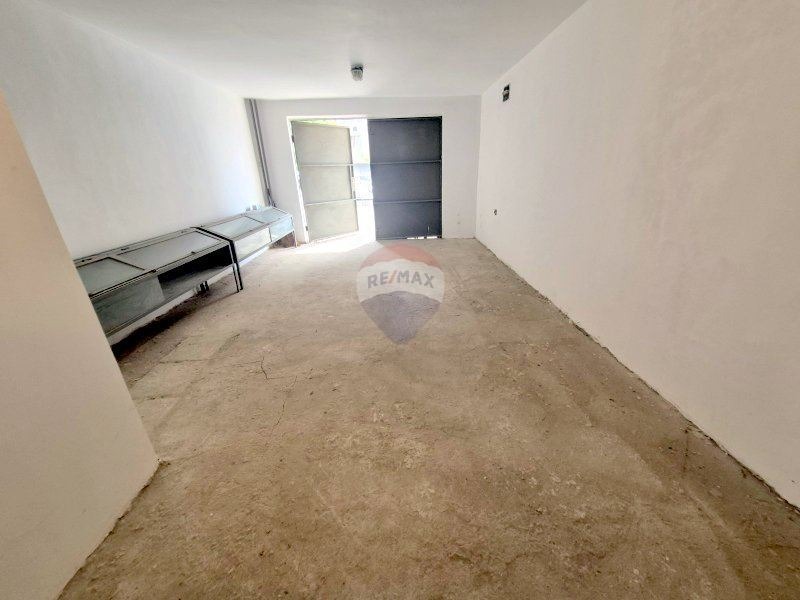 Дава под наем  Гараж град Варна , Трошево , 26 кв.м | 24961189 - изображение [2]