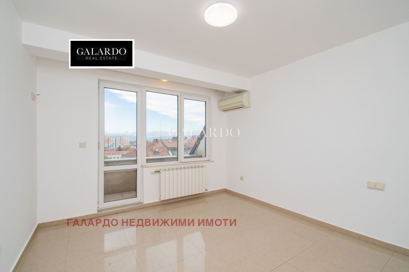 Дава под наем 2-СТАЕН, гр. София, Център, снимка 12 - Апартаменти - 52231454