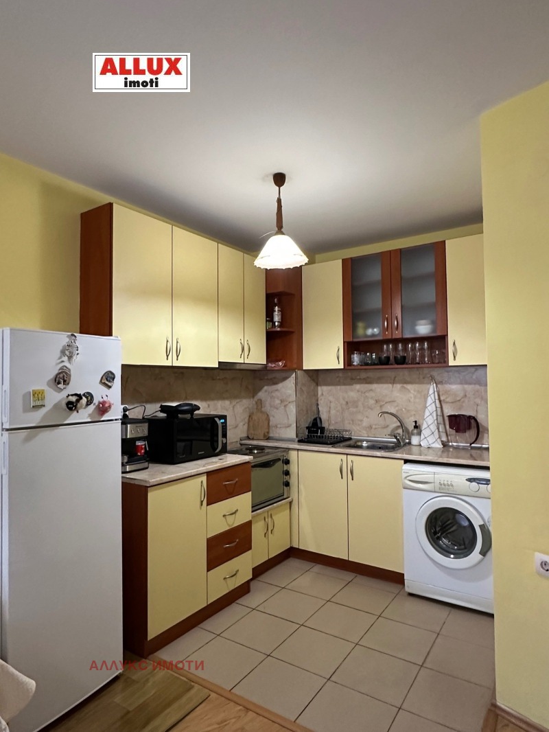 Дава под наем 2-СТАЕН, гр. Русе, Широк център