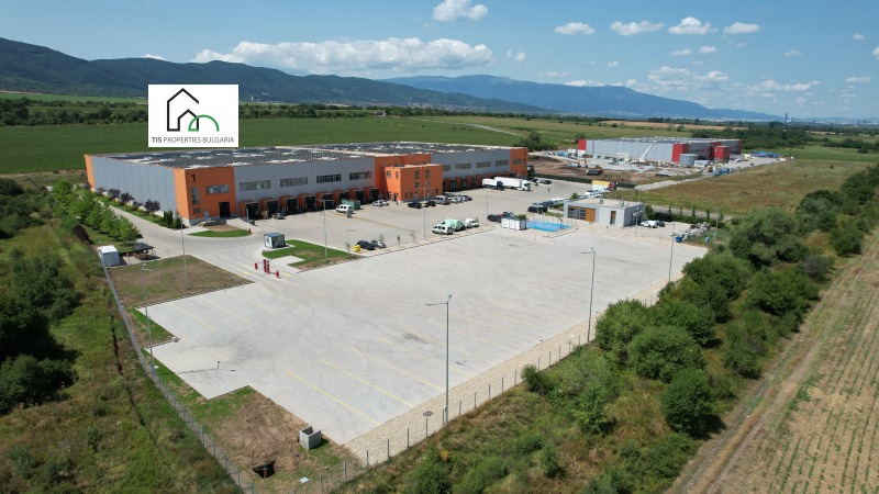 K pronájmu  Úložný prostor oblast Sofia , Novi chan , 4080 m2 | 62563961 - obraz [2]