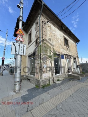 Магазини под наем в град Пловдив, Централна гара - изображение 1 