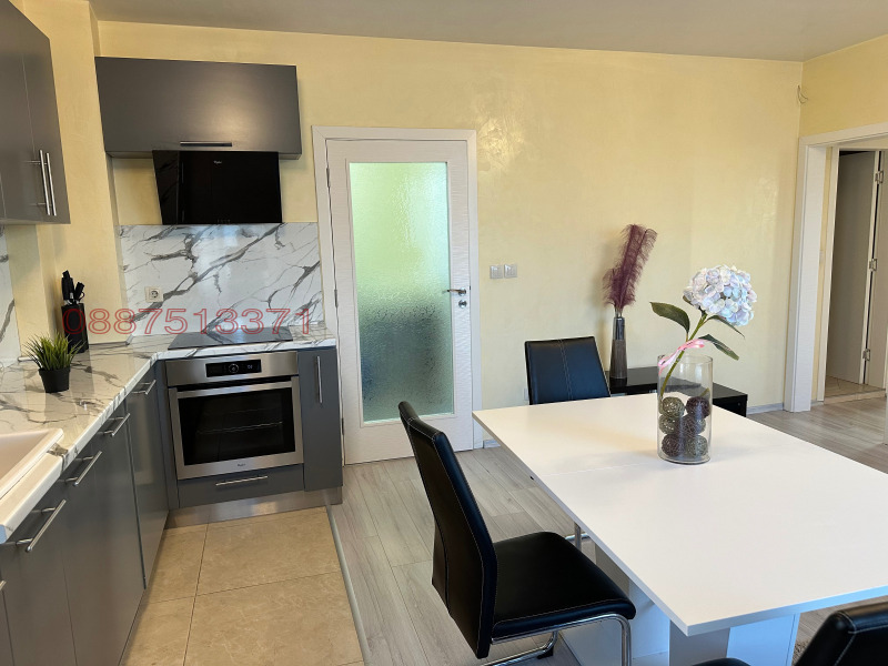 Kiadó  2 hálószobás Sofia , Vitosa , 75 négyzetméter | 79065927 - kép [3]