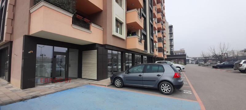 Te huur  Winkel Plovdiv , Vastanitsjeski , 38 m² | 18154418 - afbeelding [2]