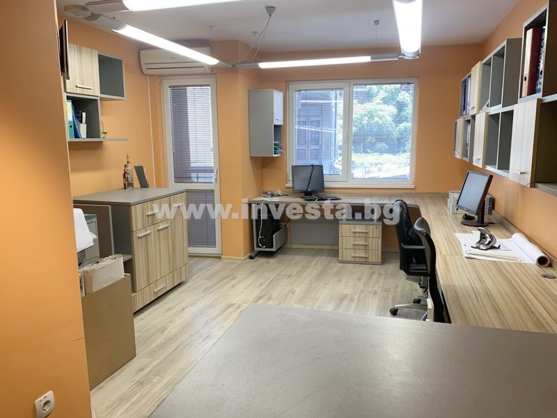 Kiadó  Hivatal Plovdiv , Centar , 80 négyzetméter | 77255035
