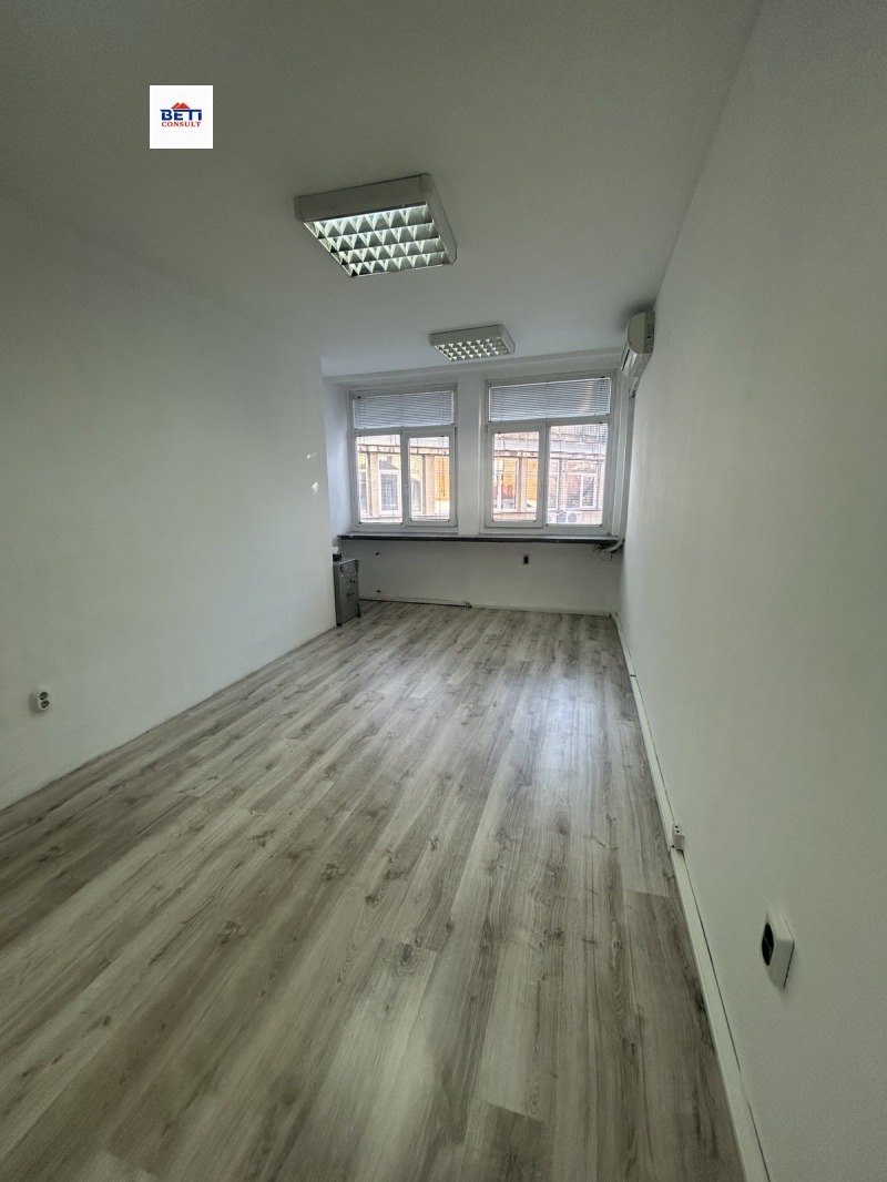 Дава под наем ОФИС, гр. София, Център, снимка 2 - Офиси - 52550177