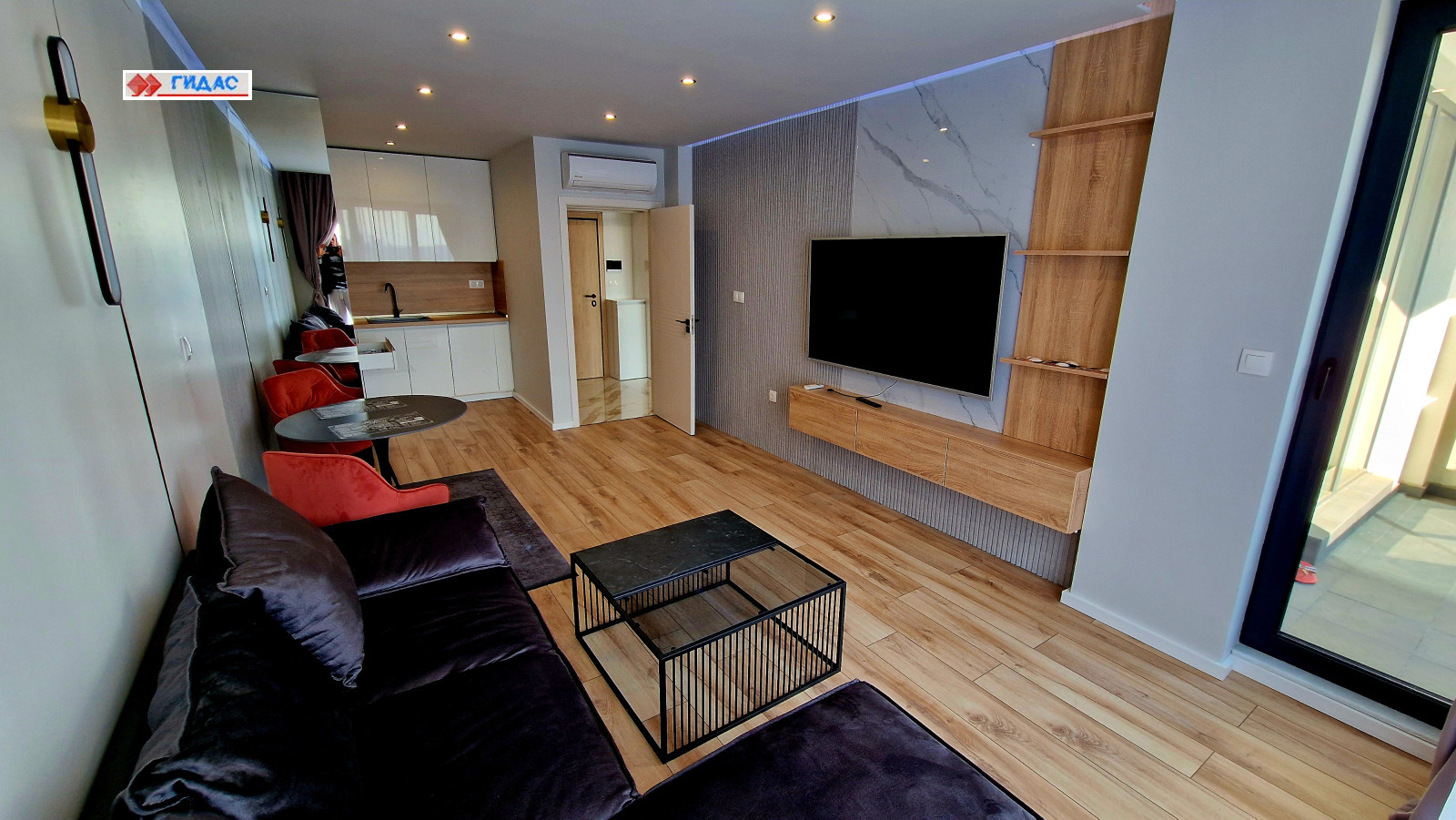 Дава под наем 2-СТАЕН, гр. Пловдив, Център