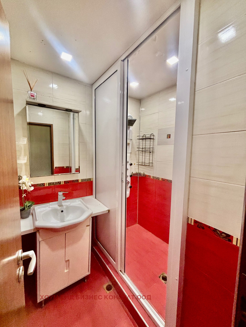 For Rent  3 bedroom Sofia , Levski G , 135 sq.m | 51154376 - image [16]