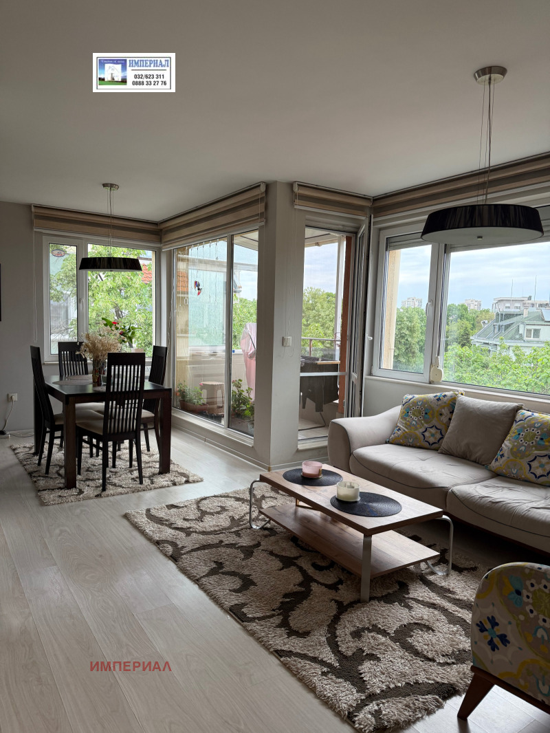 Do wynajęcia  2 sypialnie Plowdiw , Centar , 120 mkw | 75160283