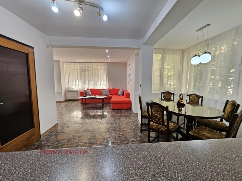 Do wynajęcia  3 sypialnie Warna , Cweten kwartal , 130 mkw | 24423801 - obraz [2]