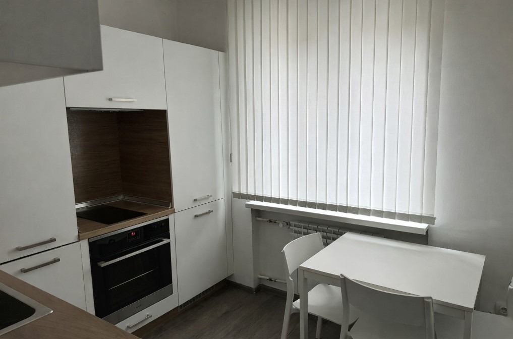 Дава под наем 2-СТАЕН, гр. София, Център, снимка 3 - Апартаменти - 53869594