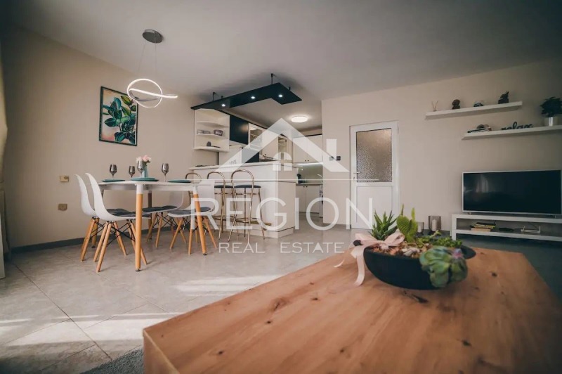 K pronájmu  2 ložnice Varna , Centar , 86 m2 | 86385090