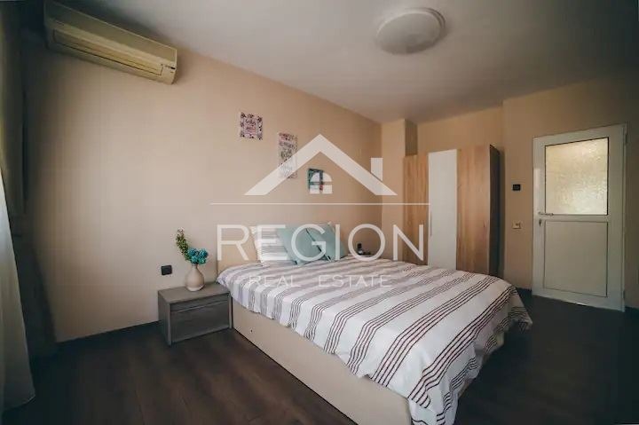 K pronájmu  2 ložnice Varna , Centar , 86 m2 | 86385090 - obraz [14]