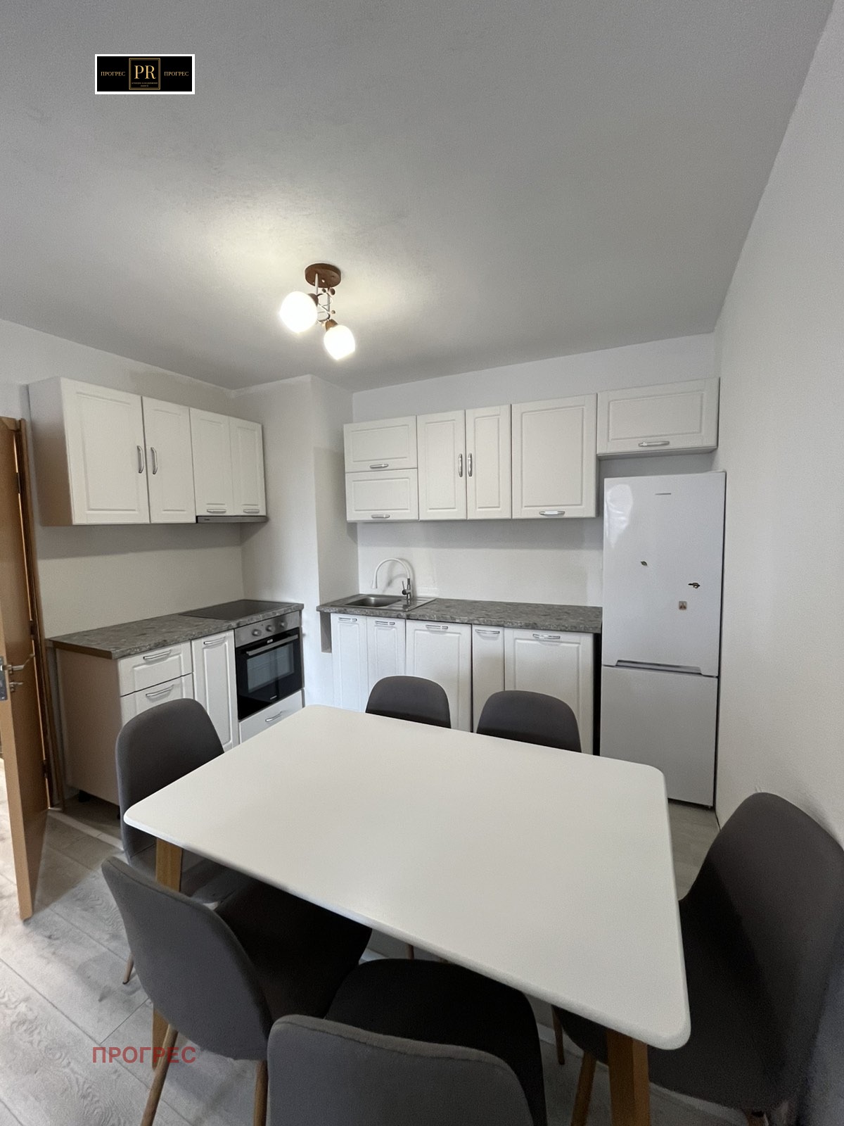 Дава под наем 2-СТАЕН, гр. Пловдив, Кючук Париж, снимка 2 - Апартаменти - 53628358