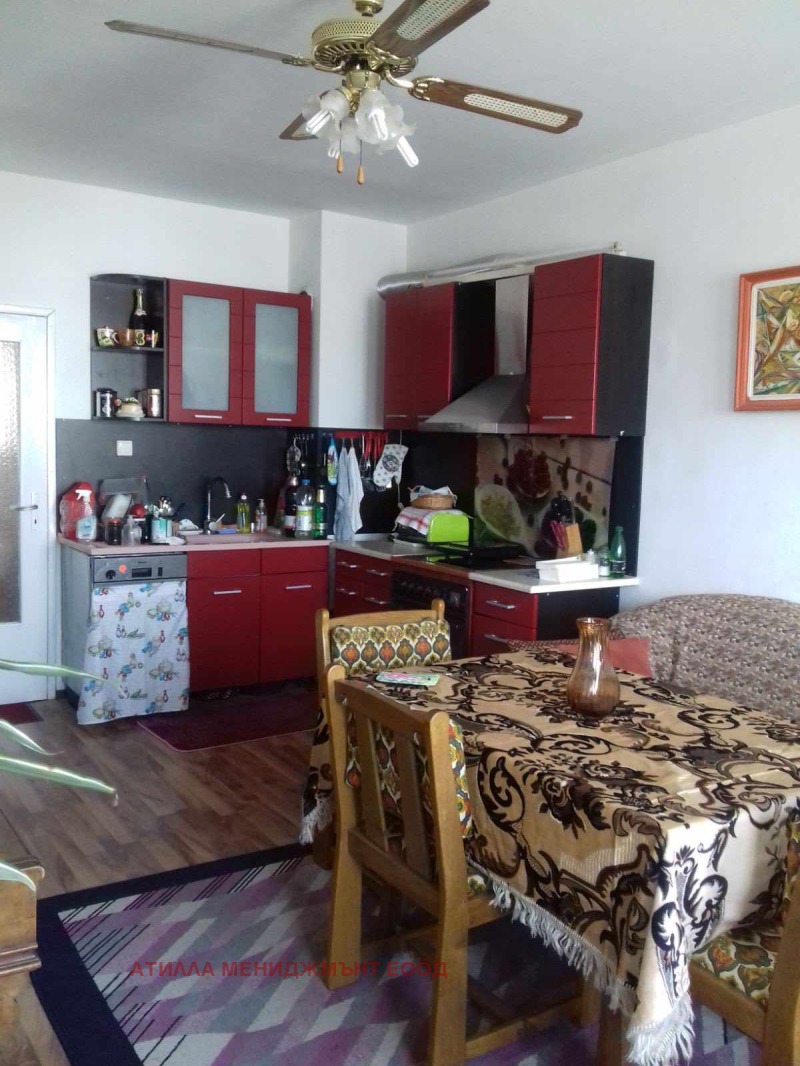 Da affittare  3 camere da letto Plovdiv , Hristo Smirnenski , 92 mq | 46801016