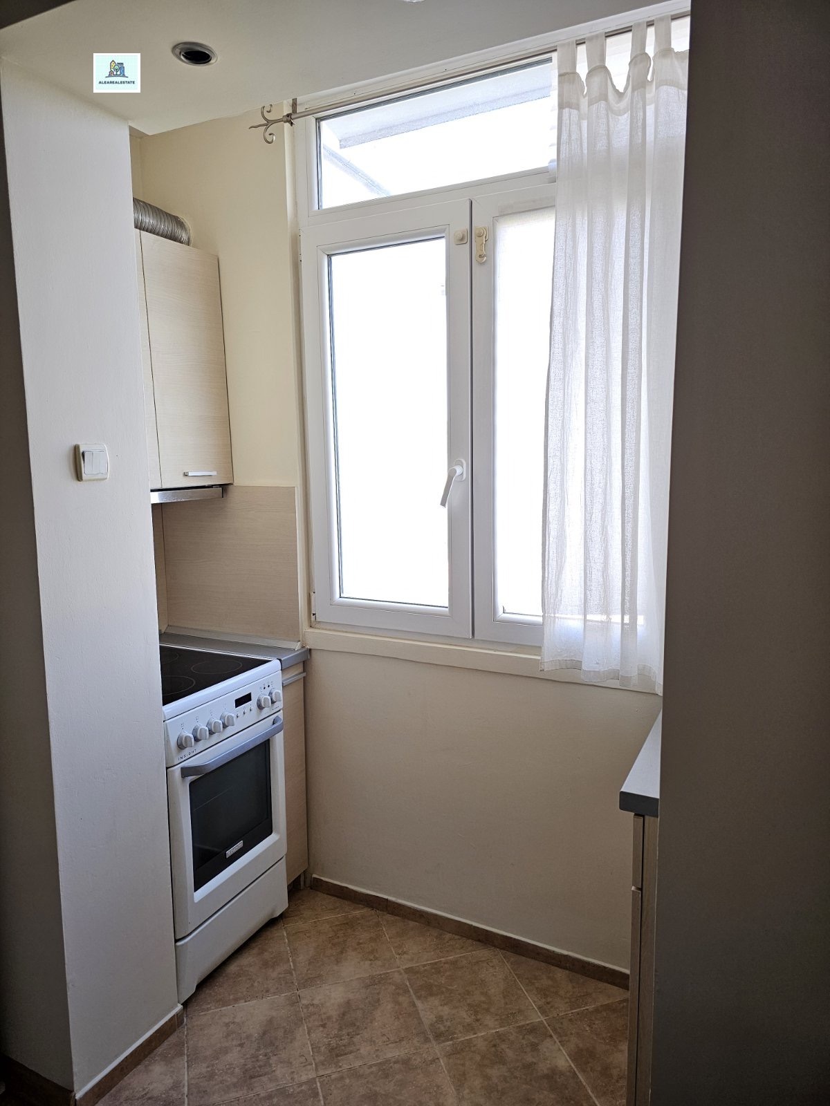 Дава под наем 3-СТАЕН, гр. София, Редута, снимка 3 - Апартаменти - 54178669