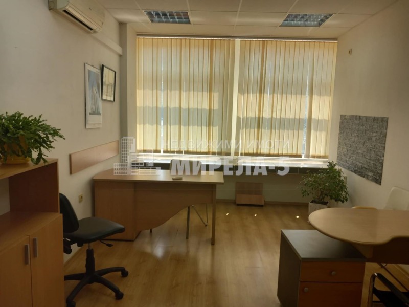Da affittare  Ufficio Ruse , Tsentar , 21 mq | 18120754
