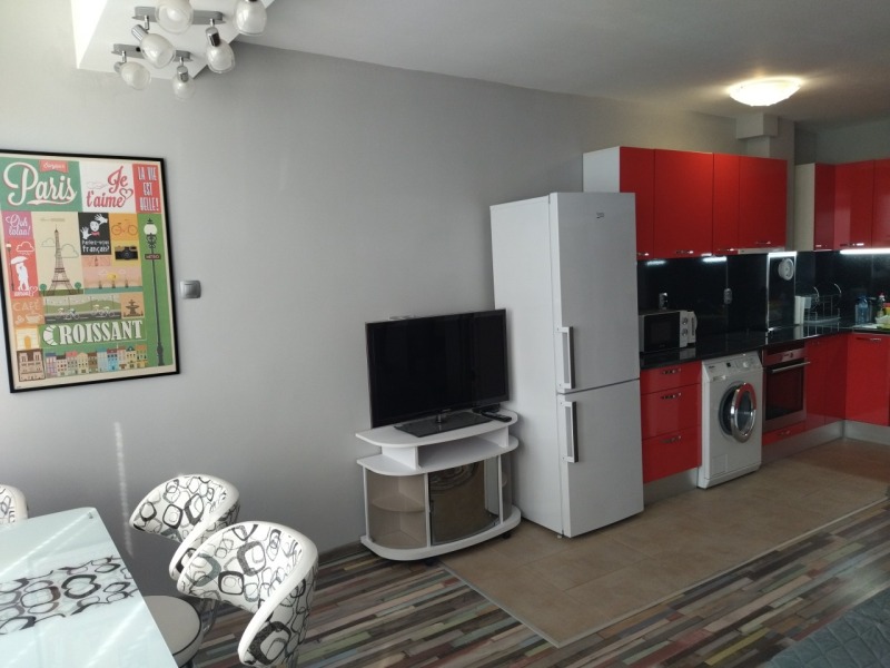 Под наем 1-СТАЕН, град Пловдив, Център • 300 € • 12804311 — Holmes.bg