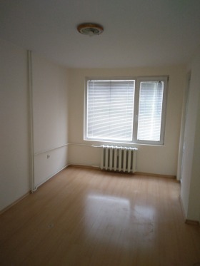 3 camere da letto Lozenets, Sofia 9