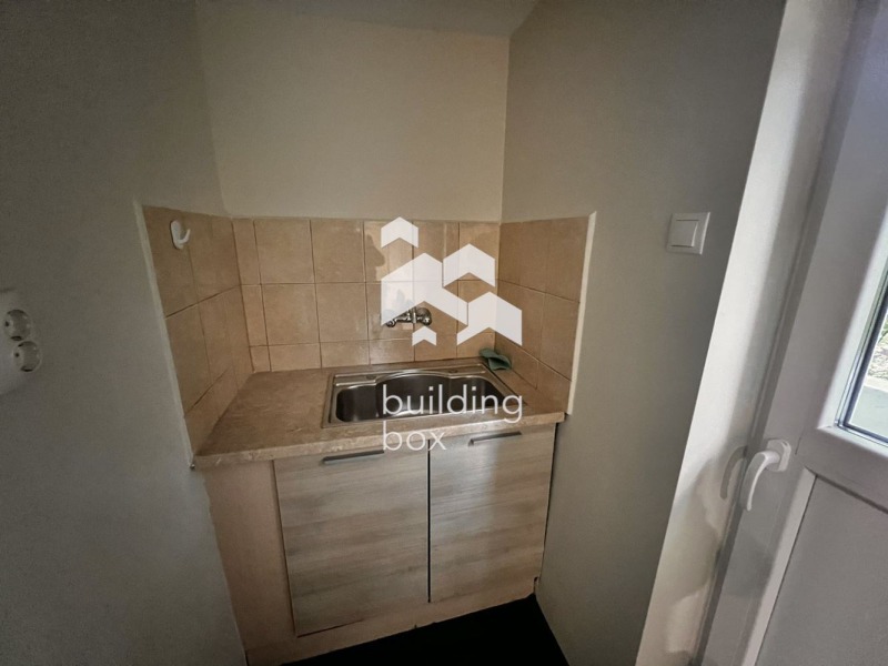 De inchiriat  1 dormitor Sofia , Țentâr , 95 mp | 40999351 - imagine [5]