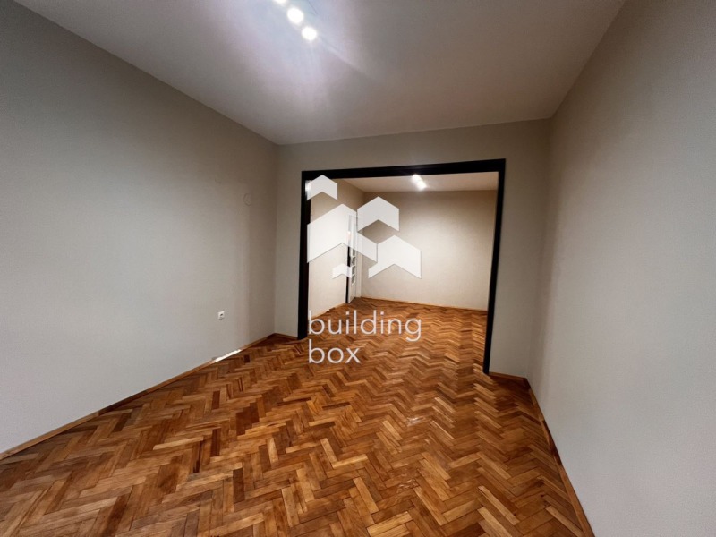 De inchiriat  1 dormitor Sofia , Țentâr , 95 mp | 40999351 - imagine [2]