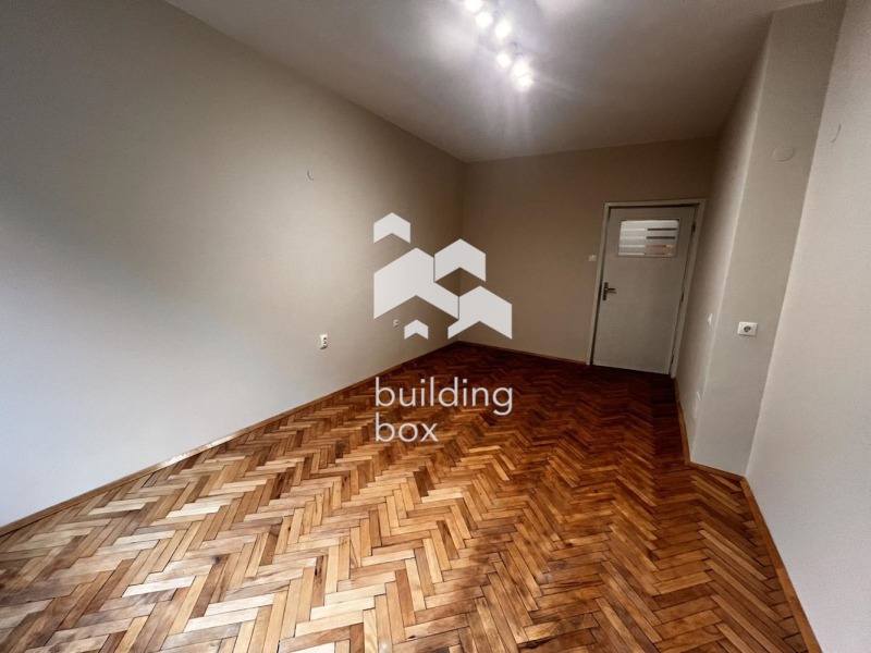 De inchiriat  1 dormitor Sofia , Țentâr , 95 mp | 40999351 - imagine [7]