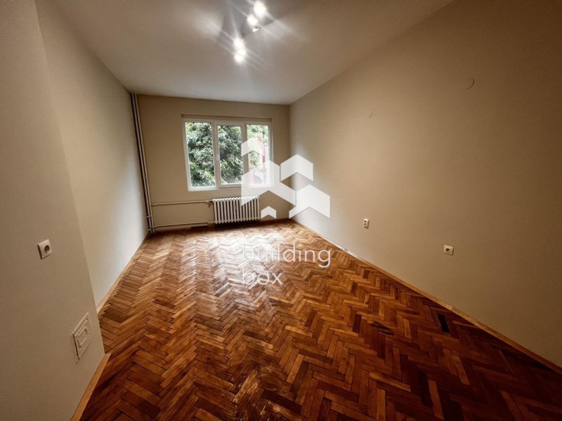 De inchiriat  1 dormitor Sofia , Țentâr , 95 mp | 40999351 - imagine [6]