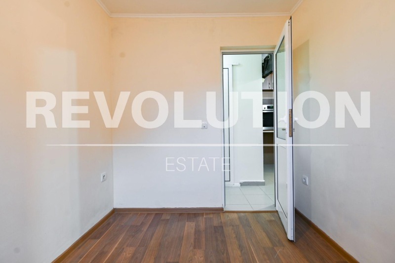 Дава под наем ЕТАЖ ОТ КЪЩА, гр. София, гр. Банкя, снимка 5 - Етаж от къща - 52335175