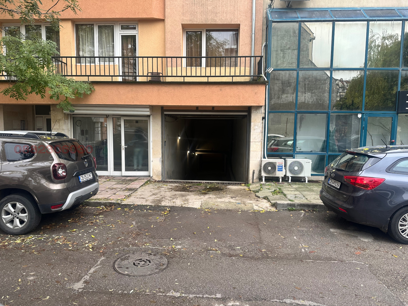 Дава под наем ГАРАЖ, ПАРКОМЯСТО, гр. София, Белите брези