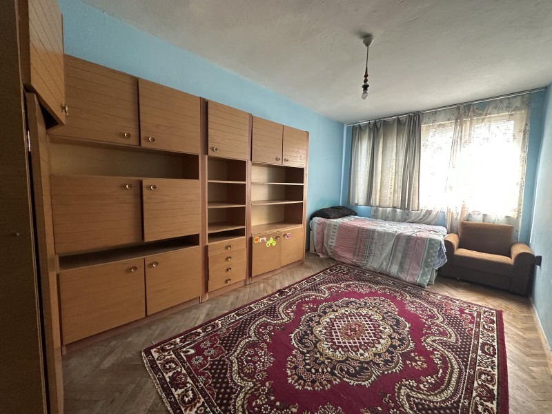 De inchiriat  1 dormitor Șumen , Herson , 72 mp | 68308372 - imagine [2]