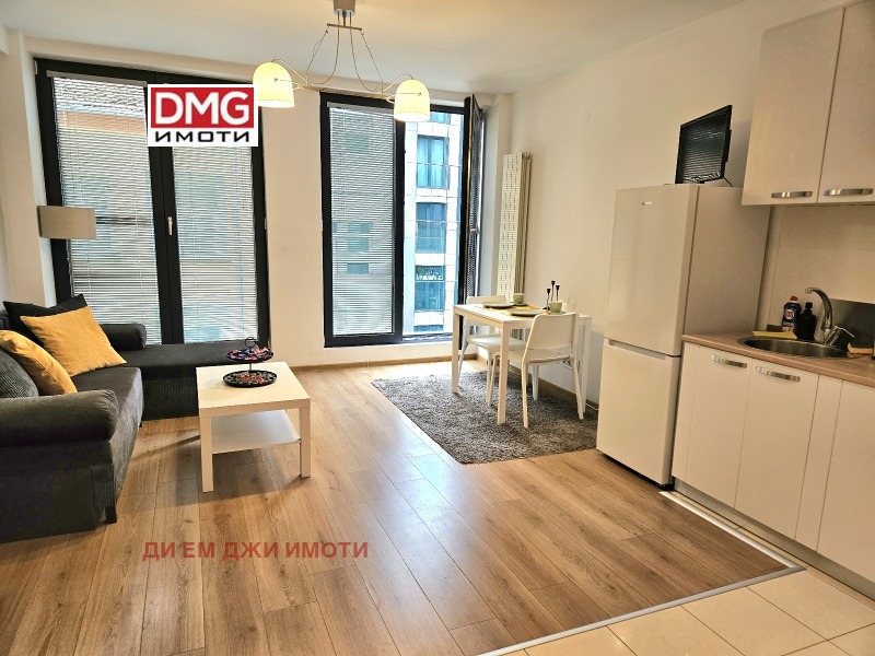 Дава под наем 2-СТАЕН, гр. София, Център, снимка 3 - Апартаменти - 52028378