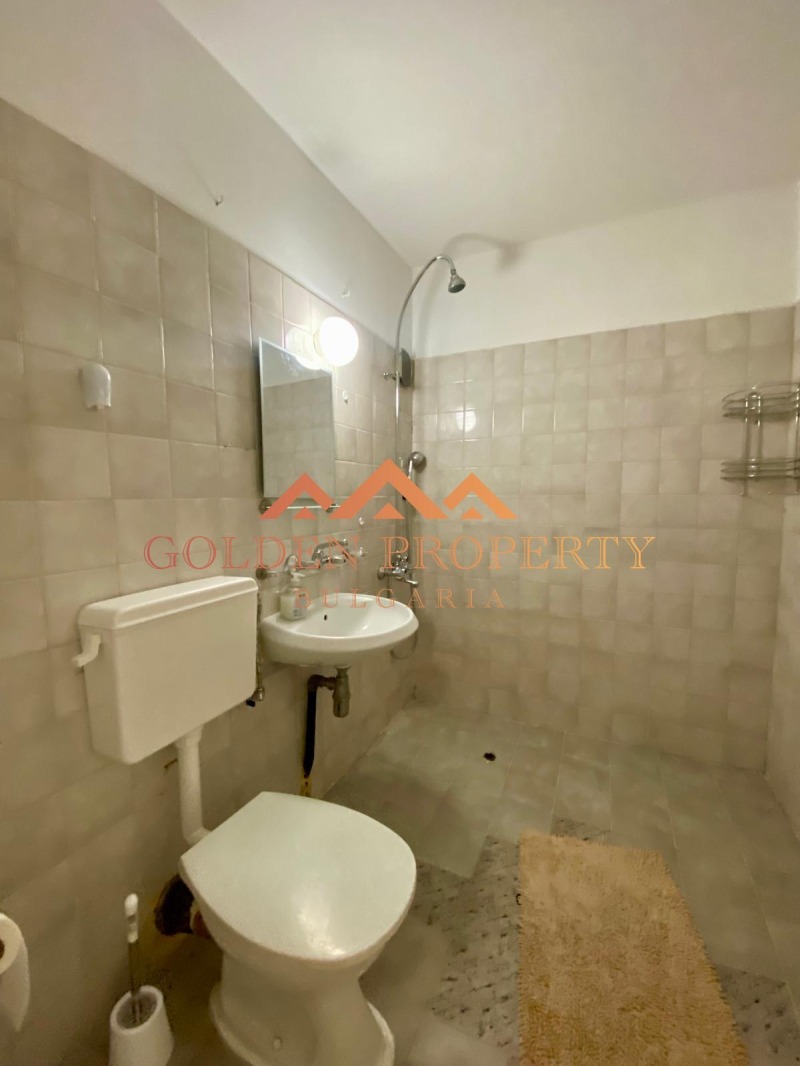 Издаје се  2 спаваће собе Софија , Обориште , 90 м2 | 38327328 - слика [5]