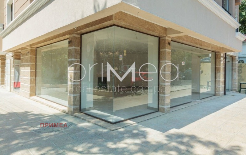 Дава под наем МАГАЗИН, гр. Бургас, Център, снимка 2 - Магазини - 52848471