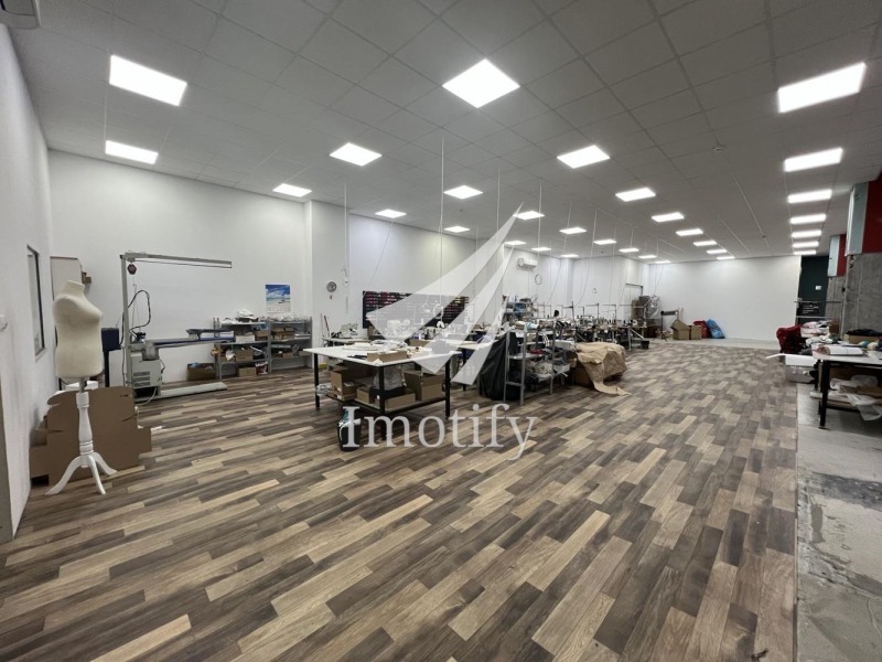 Do wynajęcia  Składowanie Sofia , Geo Milew , 548 mkw | 78164076 - obraz [2]
