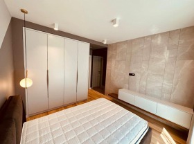 2 ložnice Medicinska akademija, Sofia 4