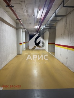 Te huur Parkeerplaats